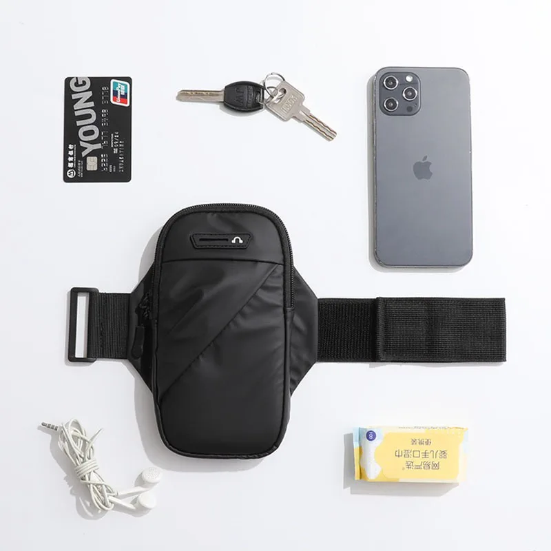 Lightweight Portable Running Armband with Anti-Slip Strap Easy-Access Zipper and Breathable Backing for Outdoor Activities image 4