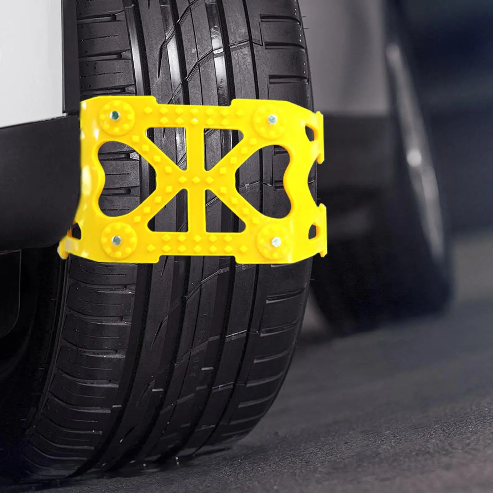 Tire Snow Chains Anti-Slip Tire Snow Chain Cold Weather Vehicle Driving Safety Equipment For Outdoor Commuting Rock Slopes Ice