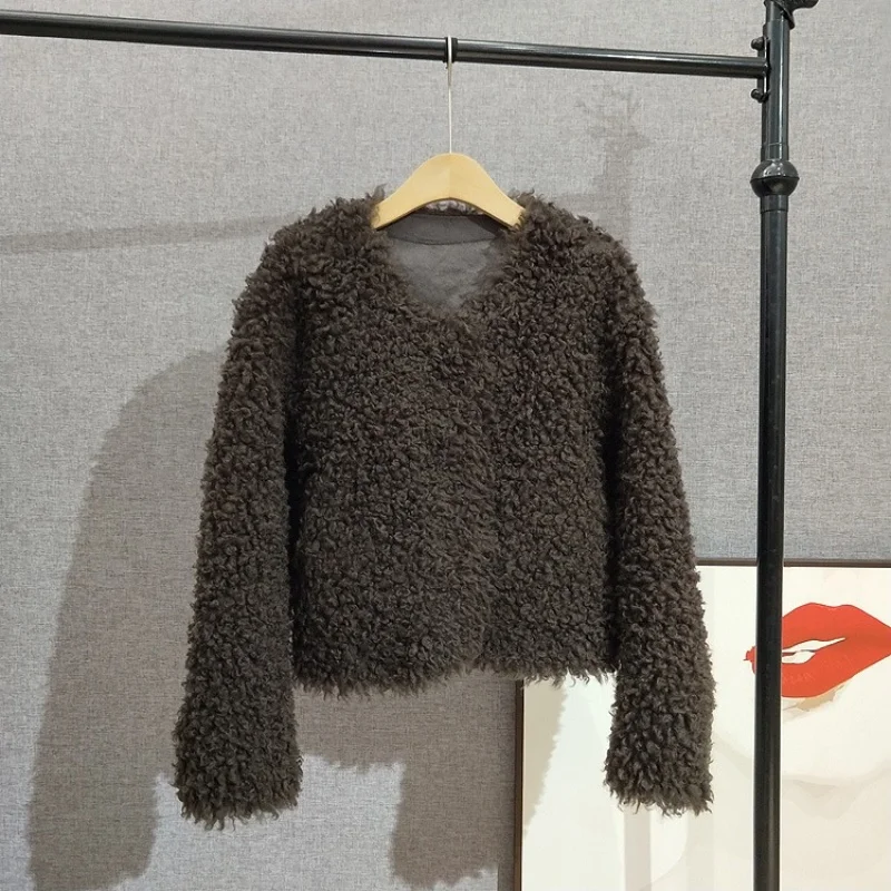 Short Lamb Fur Round-Neck Shearling Coat Full-Wool for Women Warm Autumn/Winter Jacket JT544