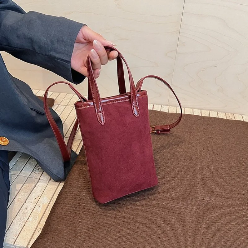 Popular Elegant Leather Women's Crossbody Bag Classic Design By Famous Designer For Ladies Handbags