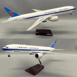 1:157 Scale 47cm Large 777 Aircraft Model China Southern Airlines Boeing B777 Aircraft Model Die-cast Aircraft with LED Lights