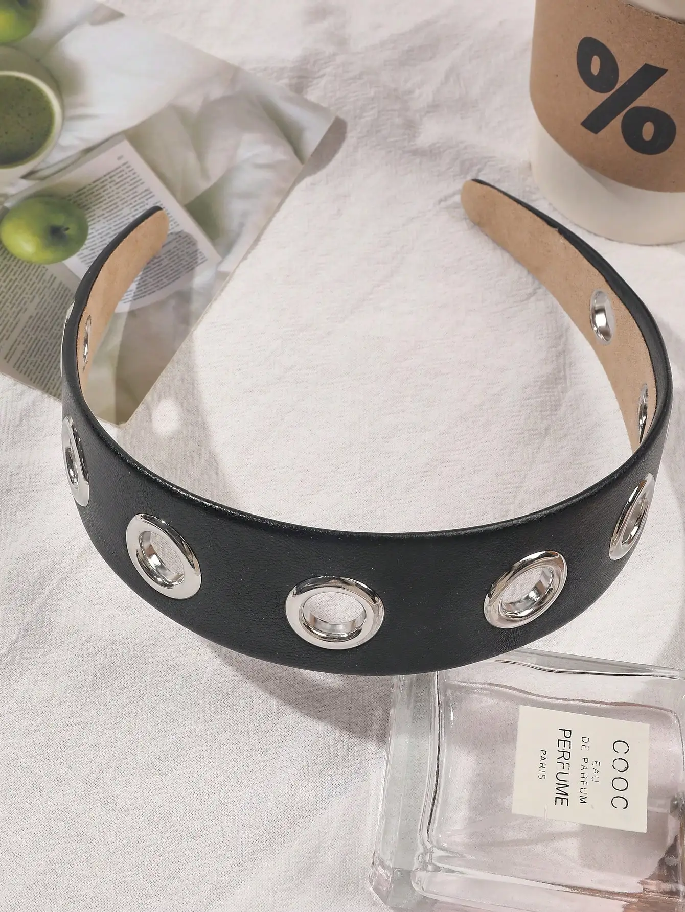 1 Stücke Herbst Winter Schwarz und Rot Mode Punk Leder Metall Nieten Einzigartiges Haarband für Frauen Stirnband Mode Haarschmuck – Detail 4
