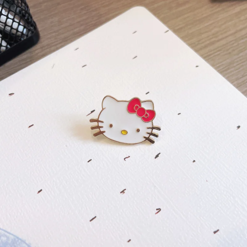 Sanrio Accessories Hello Kitty Cinnamon My Melody Anime Lapel Pins for Backpack Brooches Collar Jeans Jacket Fashion Jewelry