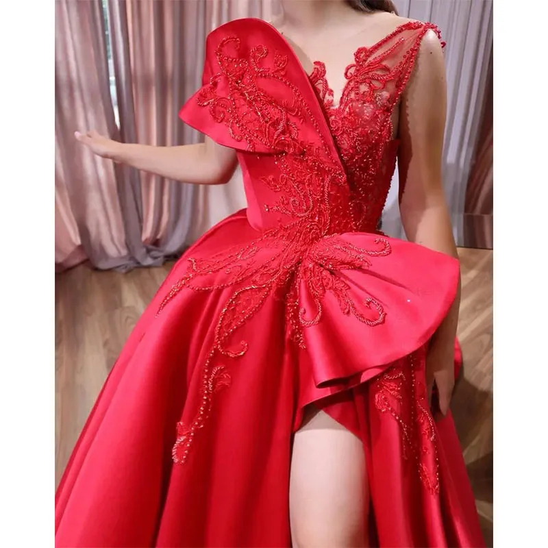 Newest Red High Side Split Prom Dresses Peplum Beading Arabia Dubai Party Gown Draped Skirt Satin Celebrity Dress 2024