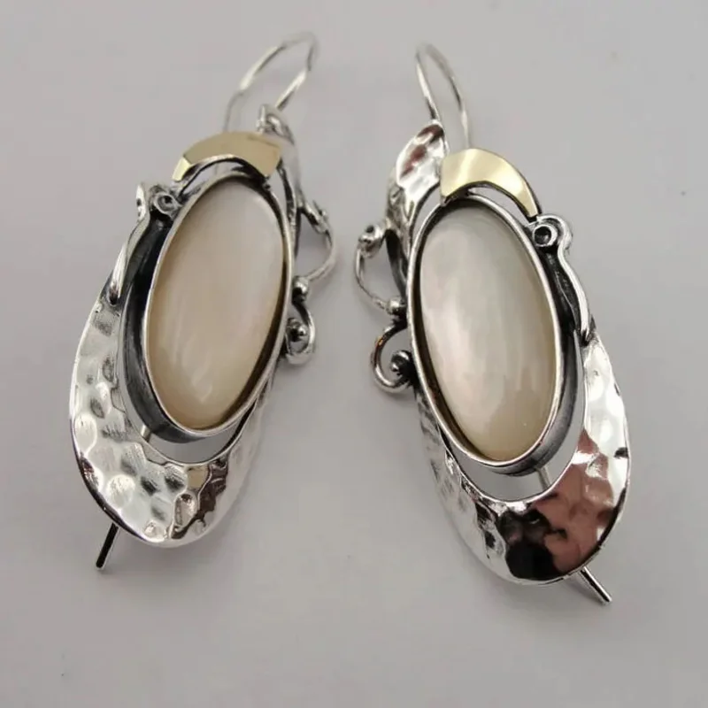 Vintage Silver Color Oval Inlaid with White Stone Women Earrings Classic Unique Metal Die Cast Pattern Dangle Earrings