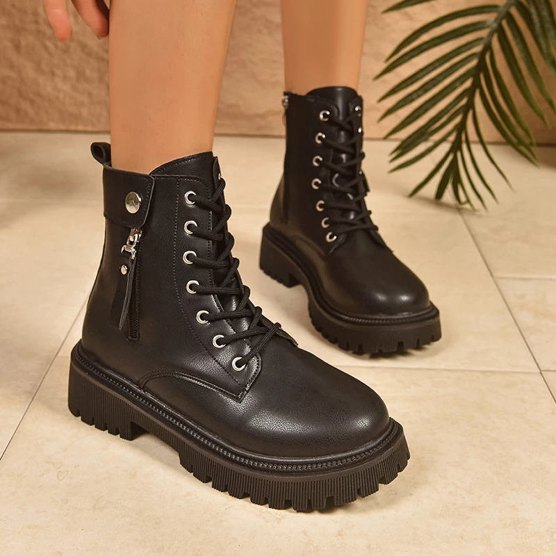 أسود بولي Leather الجلود دراجة نارية أحذية النساء 2025 أزياء من الدانتل حتى منصة حذاء من الجلد امرأة حجم كبير 42 سستة القوطية الأحذية الإناث #1