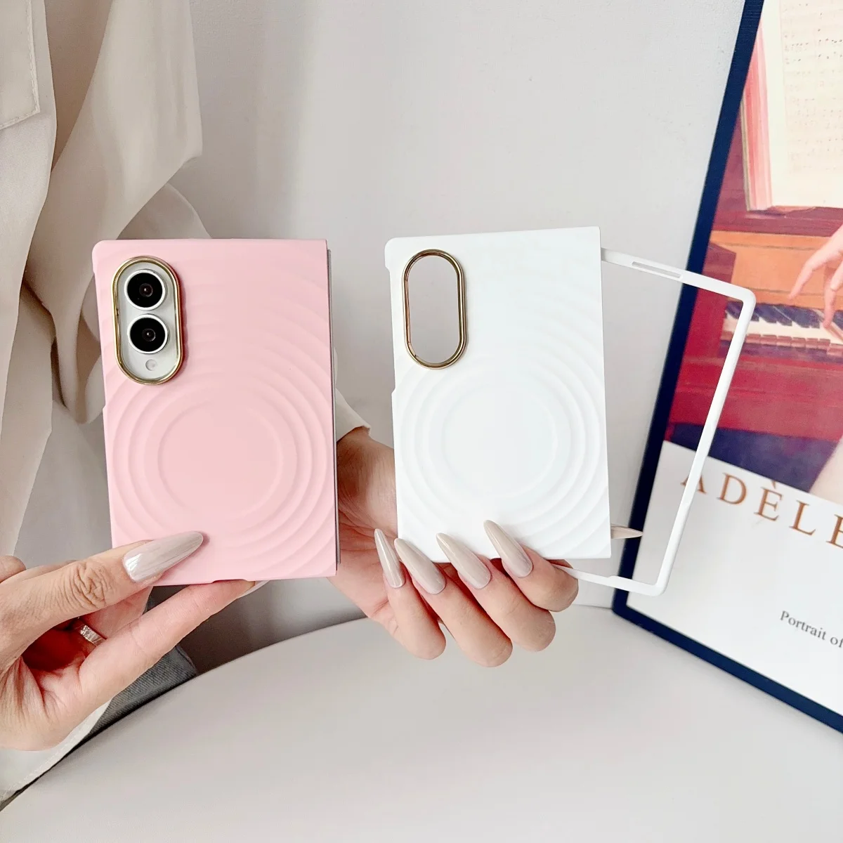 Funda para teléfono con diseño de ondas de agua en colores pastel y acabado mate, compatible con MagSafe, para Samsung Galaxy Z Fold 8. Cubierta ultrafina de policarbonato con carga inalámbrica.