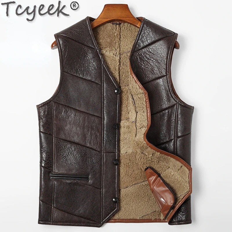 

Tcyeek Natural Fur Vest for Men V-neck Winter Real Sheepskin Sleeveless Jacket Man Clothes Fashion Lamb Wool Waistcoat Thickened