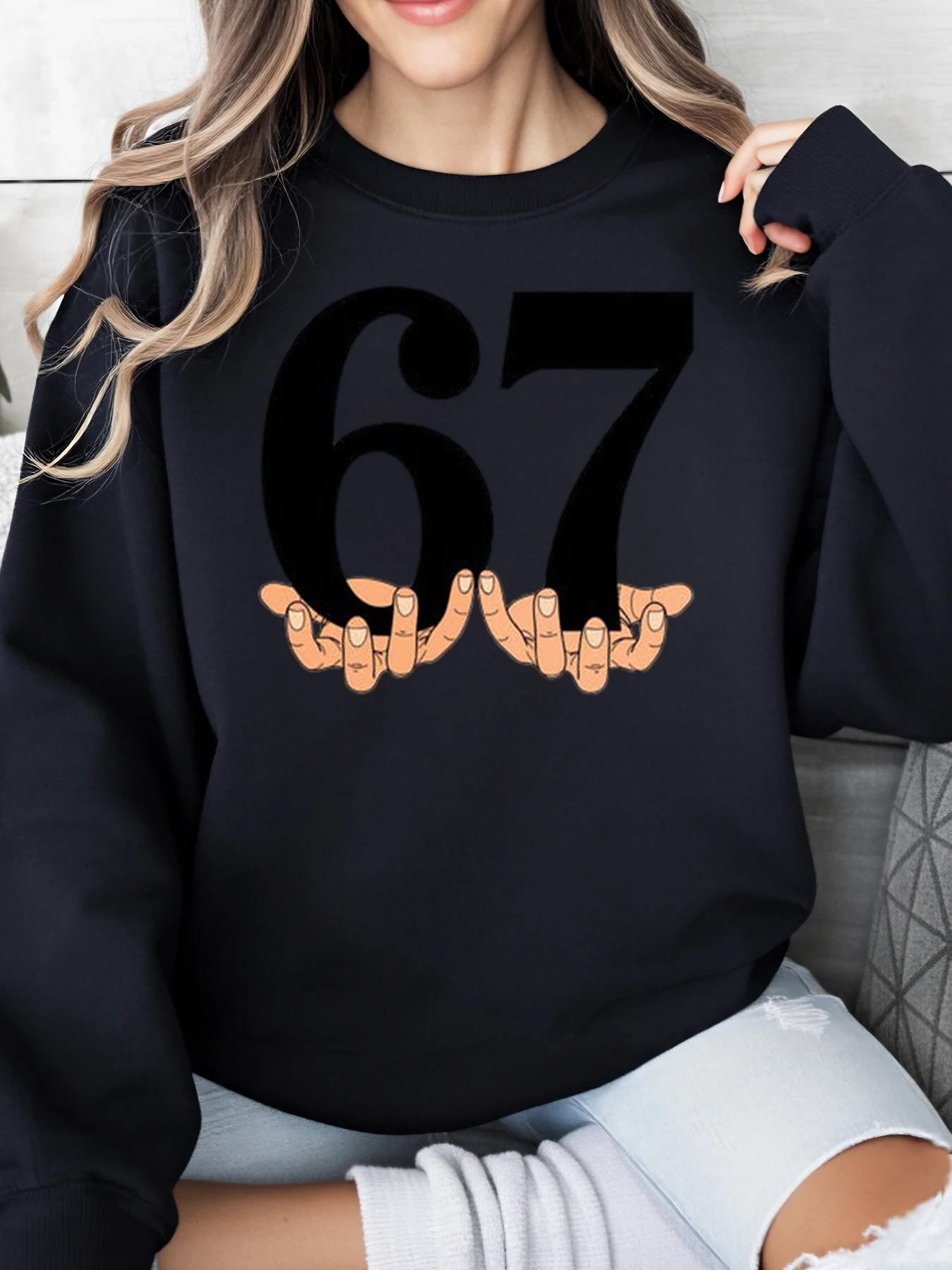 

67 Hand Sign Number Print Halloween Sweatshirt Women Casual Wear Party Outfit Black Plus-Size