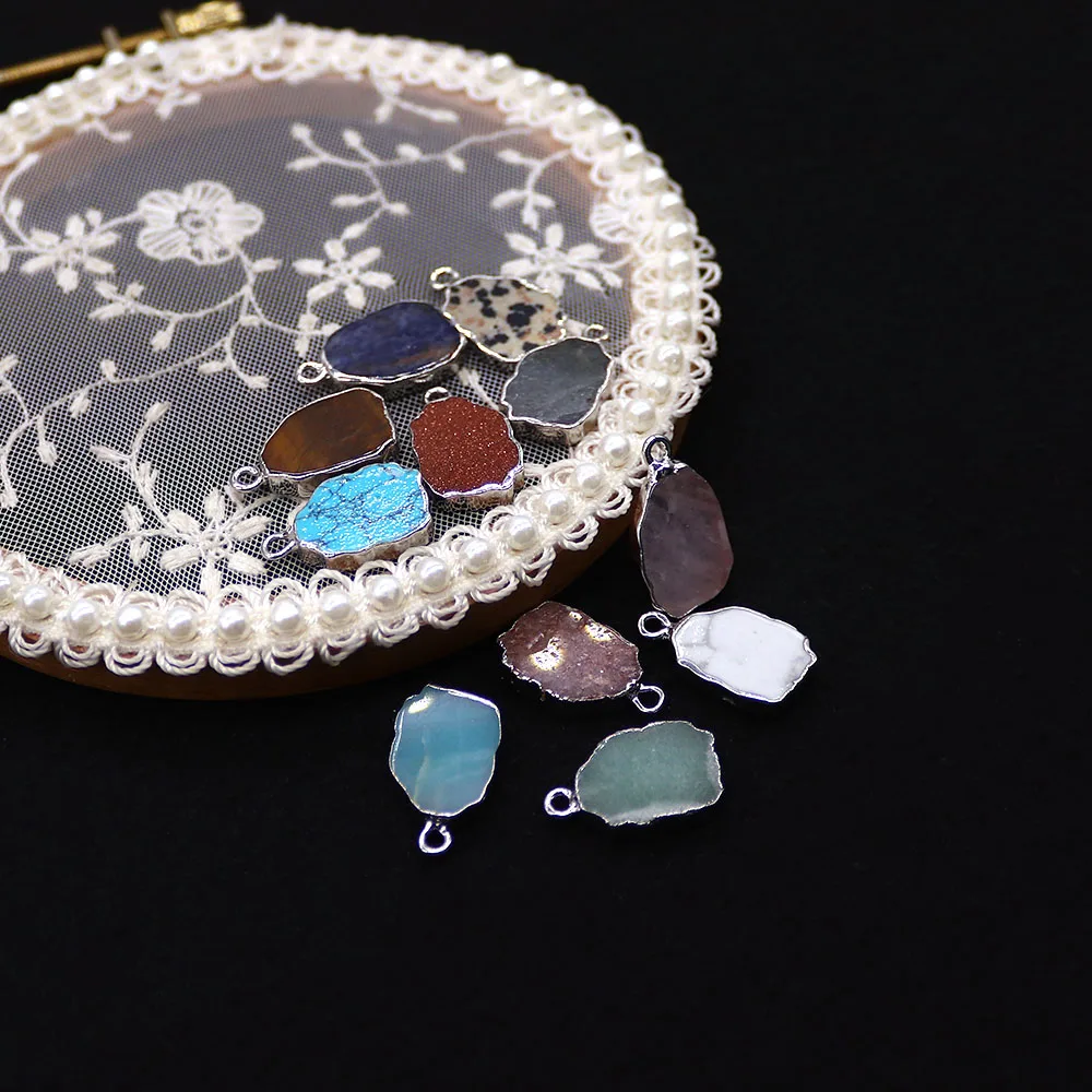 

Натуральный камень: розовый кварц, бирюза, полированная неправильная форма, посеребренный край, подвеска с одним отверстием, аксессуары для рукоделия, ювелирные изделия