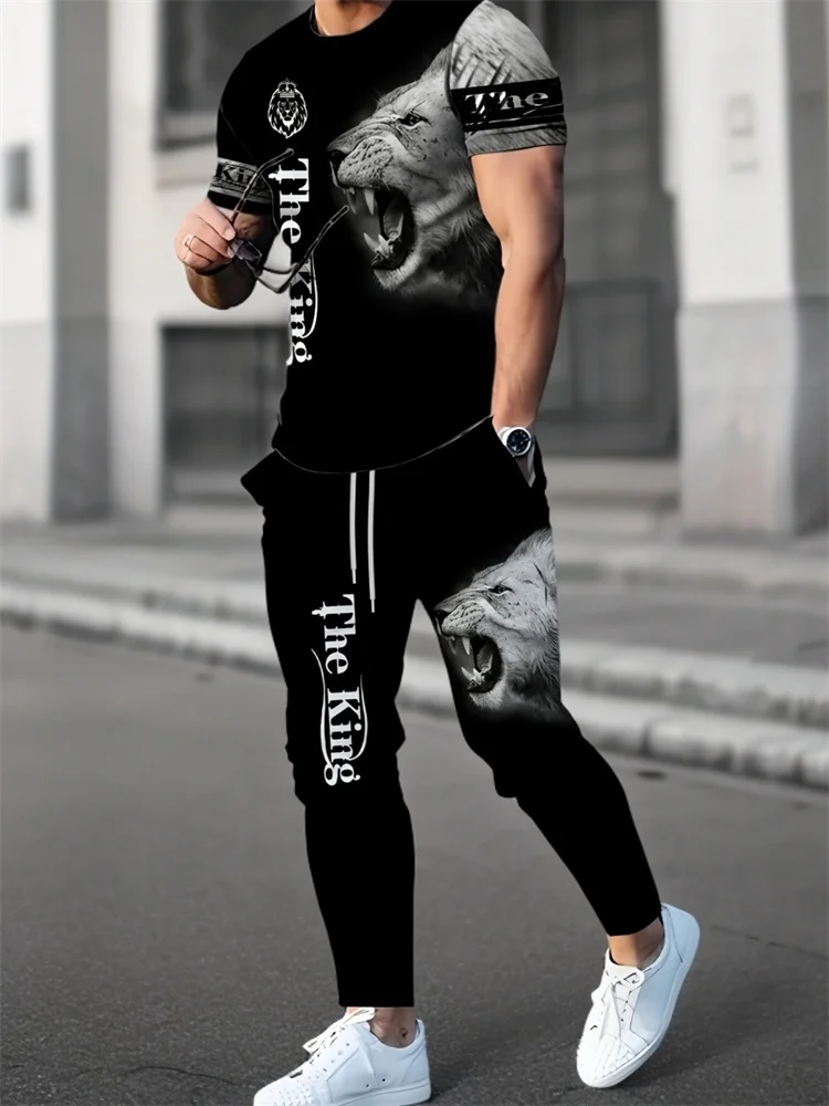 

The Powerful Lion 3D Printed Men's Casual Set, A Trendy And Fashionable 2pcs Sporty Casual Autumn Set, Is Fashionable And Trendy