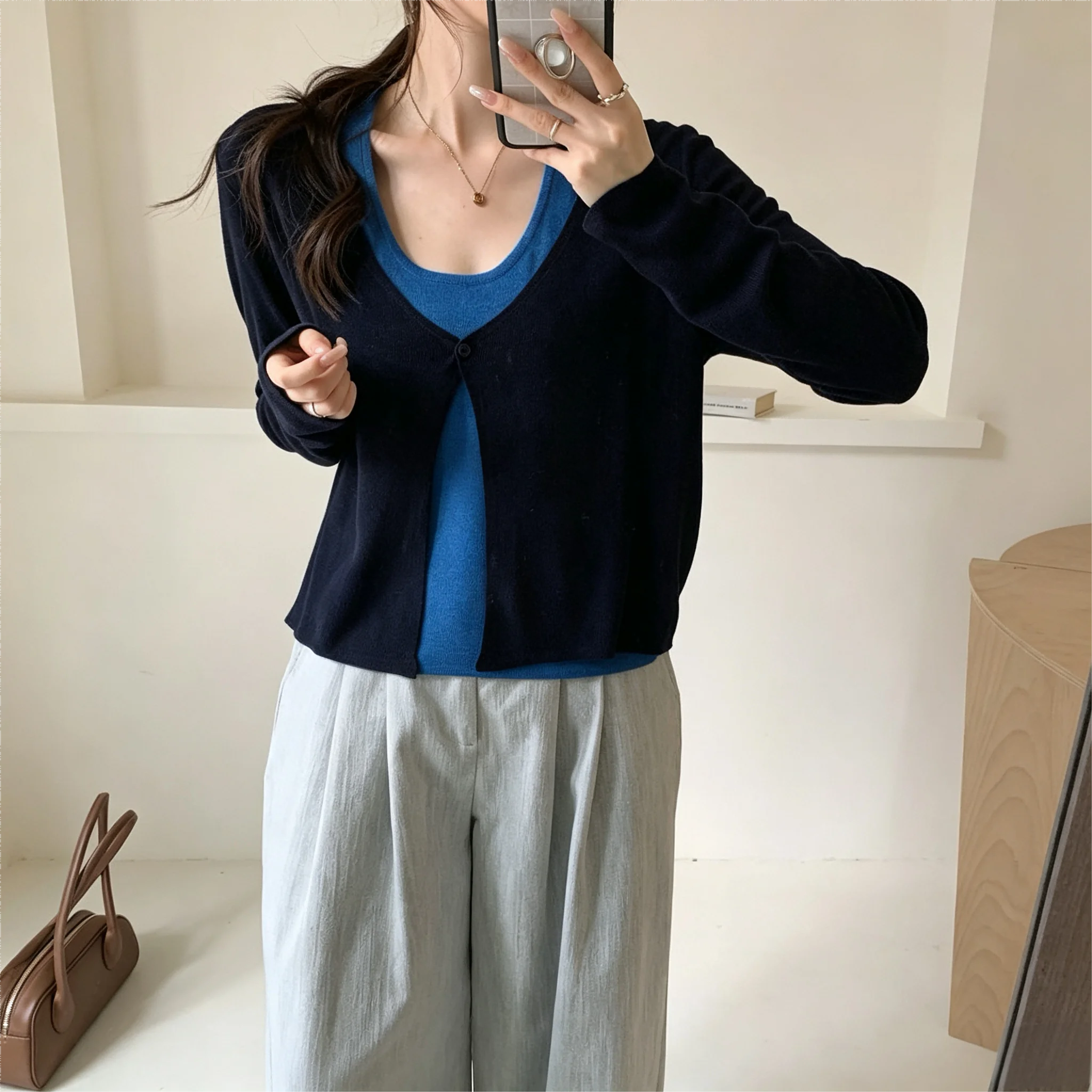 Autumn V-Neck Fake Two-Piece Knitted Top Ladies Casual Long Sleeve Wool Sweater
