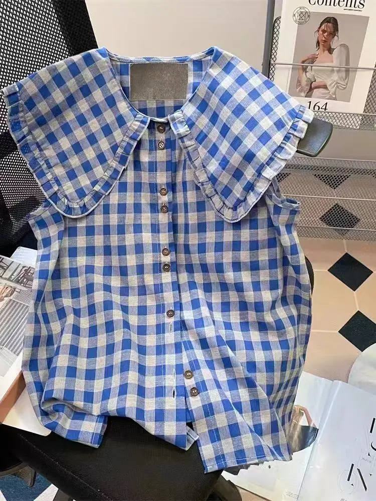 

Французская синяя клетчатая рубашка без рукавов с рюшами, женская одежда, летняя свободная блузка с воротником Питера Пэна, уменьшение возраста, милый модный топ