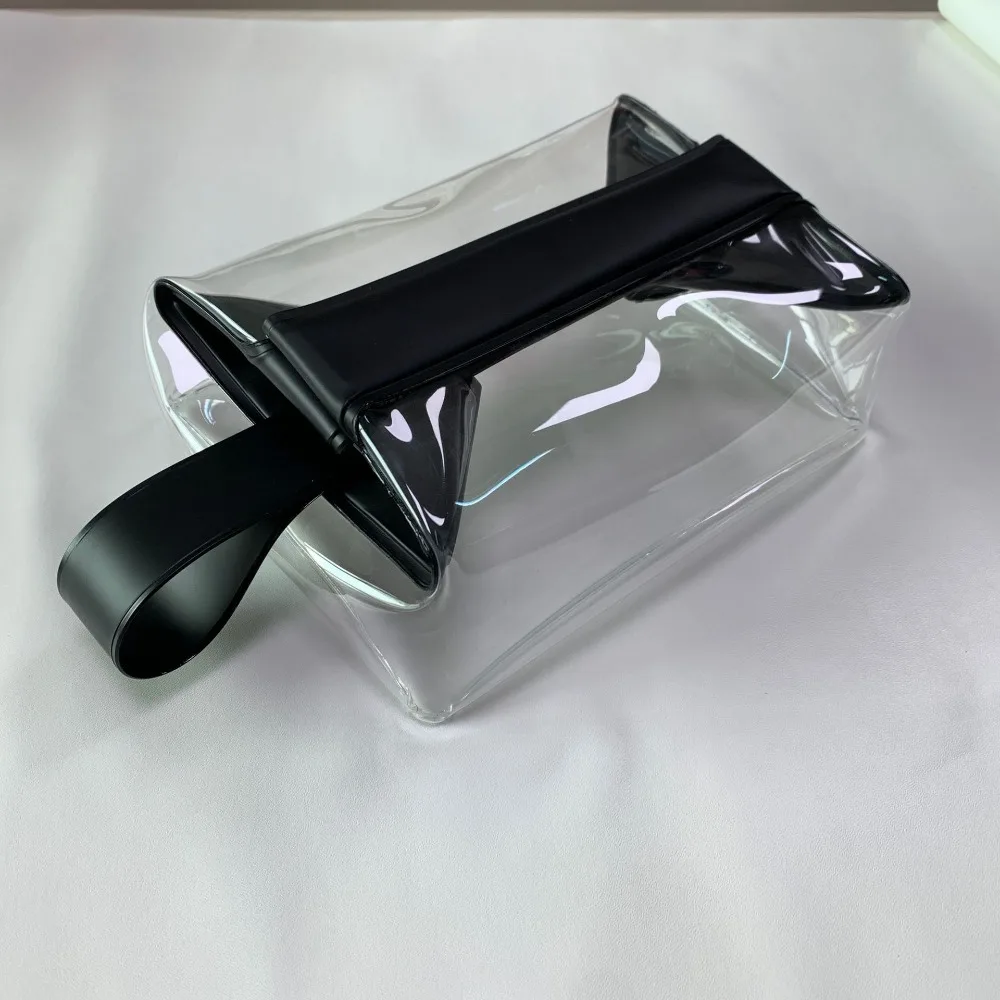 حقائب أدوات الزينة الشفافة، حقيبة مكياج PVC مانعة للتسرب مع إغلاق مغناطيسي، حقيبة مستحضرات تجميل ذات سعة كبيرة للنساء والرجال أثناء السفر