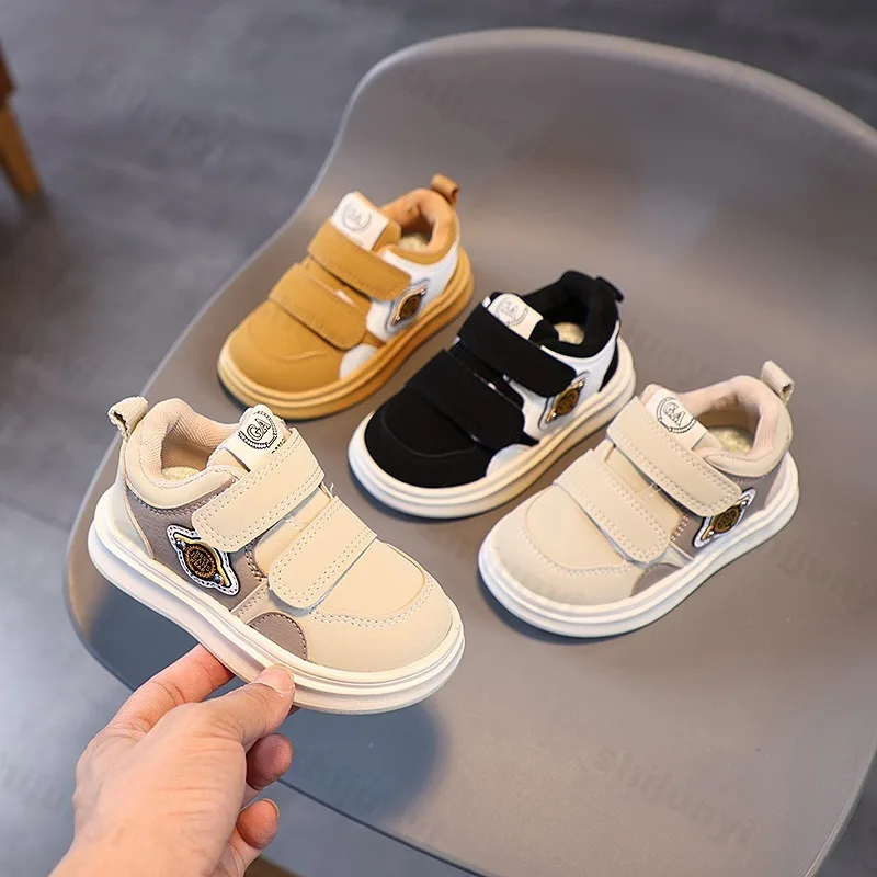 

Children's Low Top Casual Sports Shoes 2025 Spring New Boys' Fashion Trend Low Top Shoes Girls' Soft Soled Comfortable Sneakers