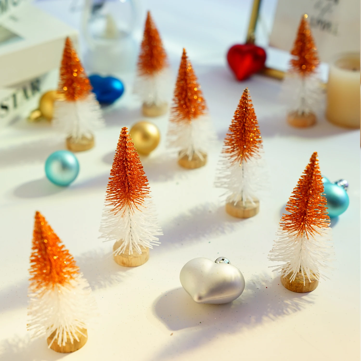 4PCS 10CM Multicolor Mini Christmas Tree Gradient Sisal Silk Cedar Decoration Small Gold Silver Blue Green White Festive Tree