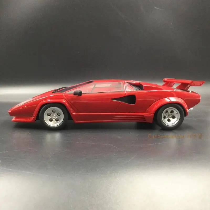 Kyosho 1:18 Lamborghini Countach LP5000 QV collection of die cast resin trolley model ornaments