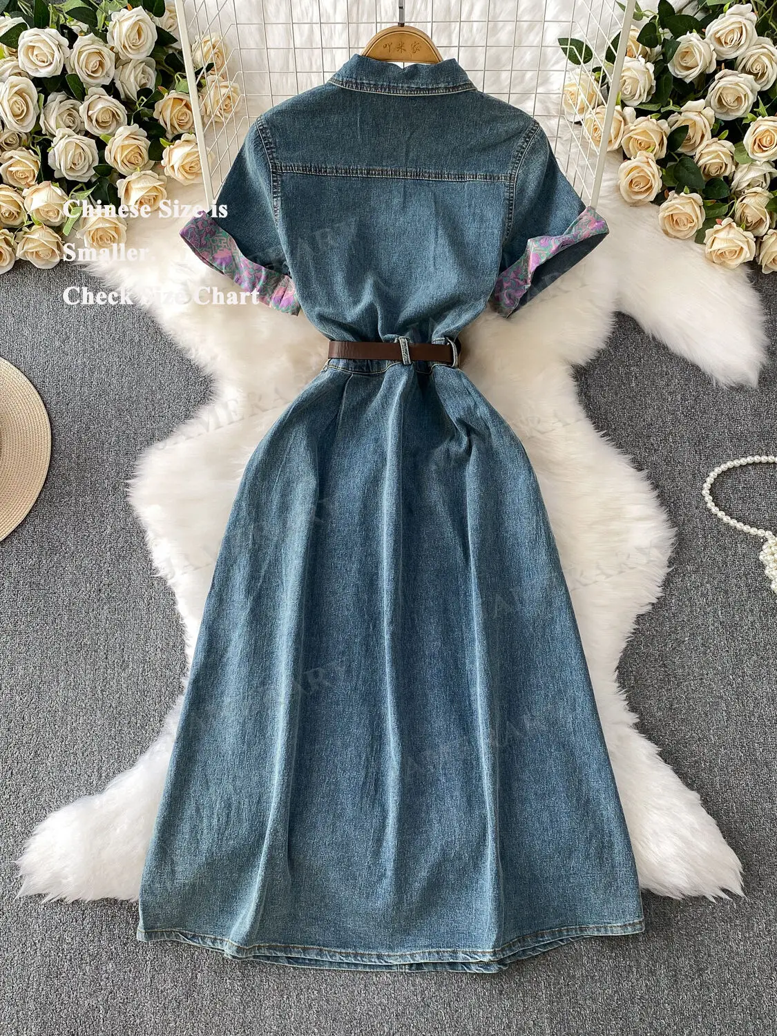 Abito in denim con risvolto ricamato per donna Abito estivo di media lunghezza stampato a maniche corte con bottoni in vita