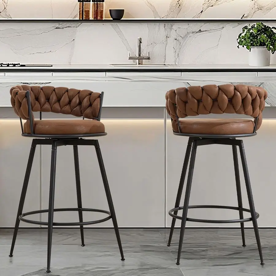 

Набор из 2 барных стульев, 28 дюймов, с металлическими ножками, вращающиеся на 360°, с плетеным сиденьем, обивка из замши, современный дизайн