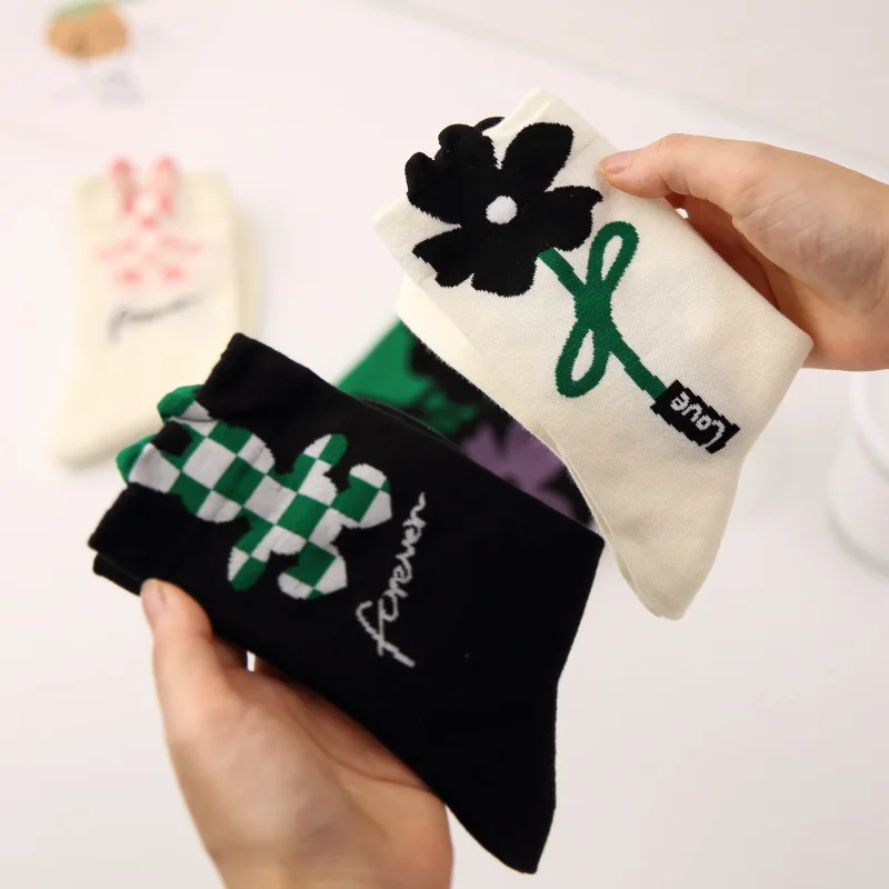 Women's Socks Cotton Spring And Autumn Trendy Harajuku Mid Calf Meias Bow Flower Checkerboard Rabbit Sock Cute Funny Fashionable