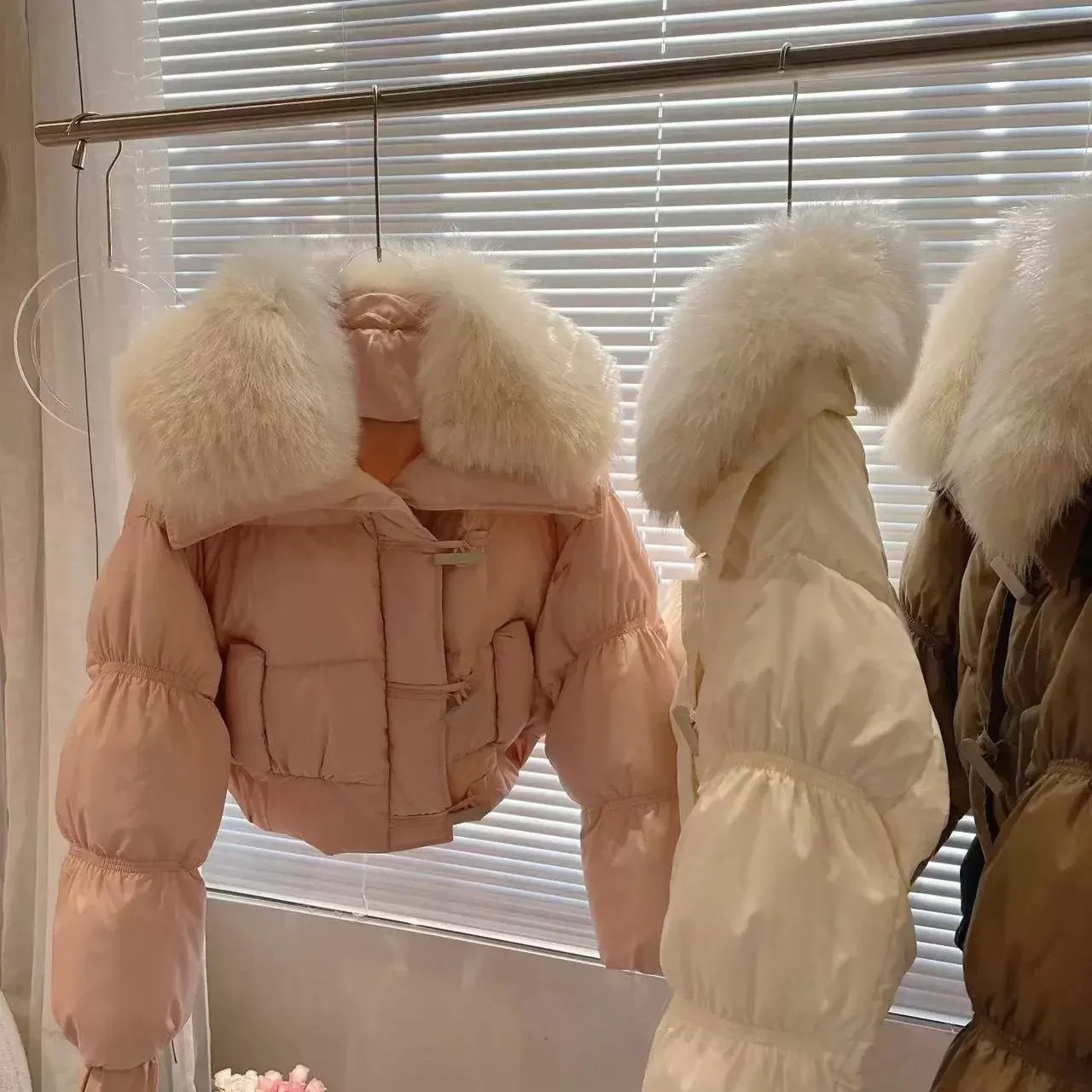 

Женское зимнее верхнее пальто, пуховая хлопковая куртка в стиле пэчворк, парки с коротким меховым воротником, утепленные, простые, удобные, нишевые, универсальные