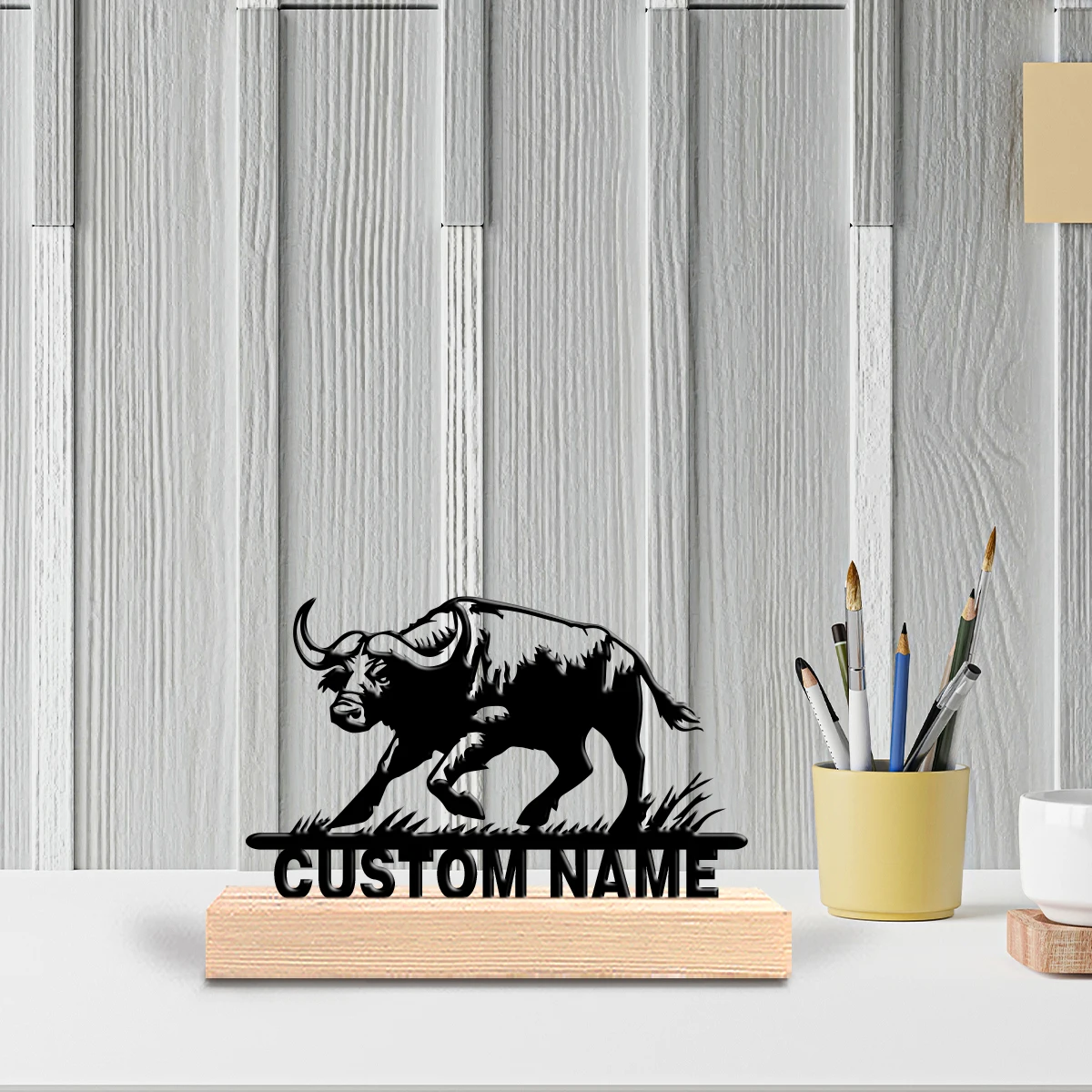 Décoration en métal style zen personnalisable avec base en bois, idéale pour les cadeaux d'avocat, de bureau et pour hommes.