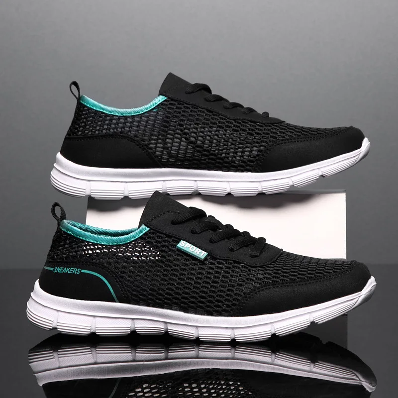 Scarpe vulcanizzate maschili comode e alla moda da uomo nuove scarpe in mesh traspirante Sneakers casual estive Scarpe da corsa versatili