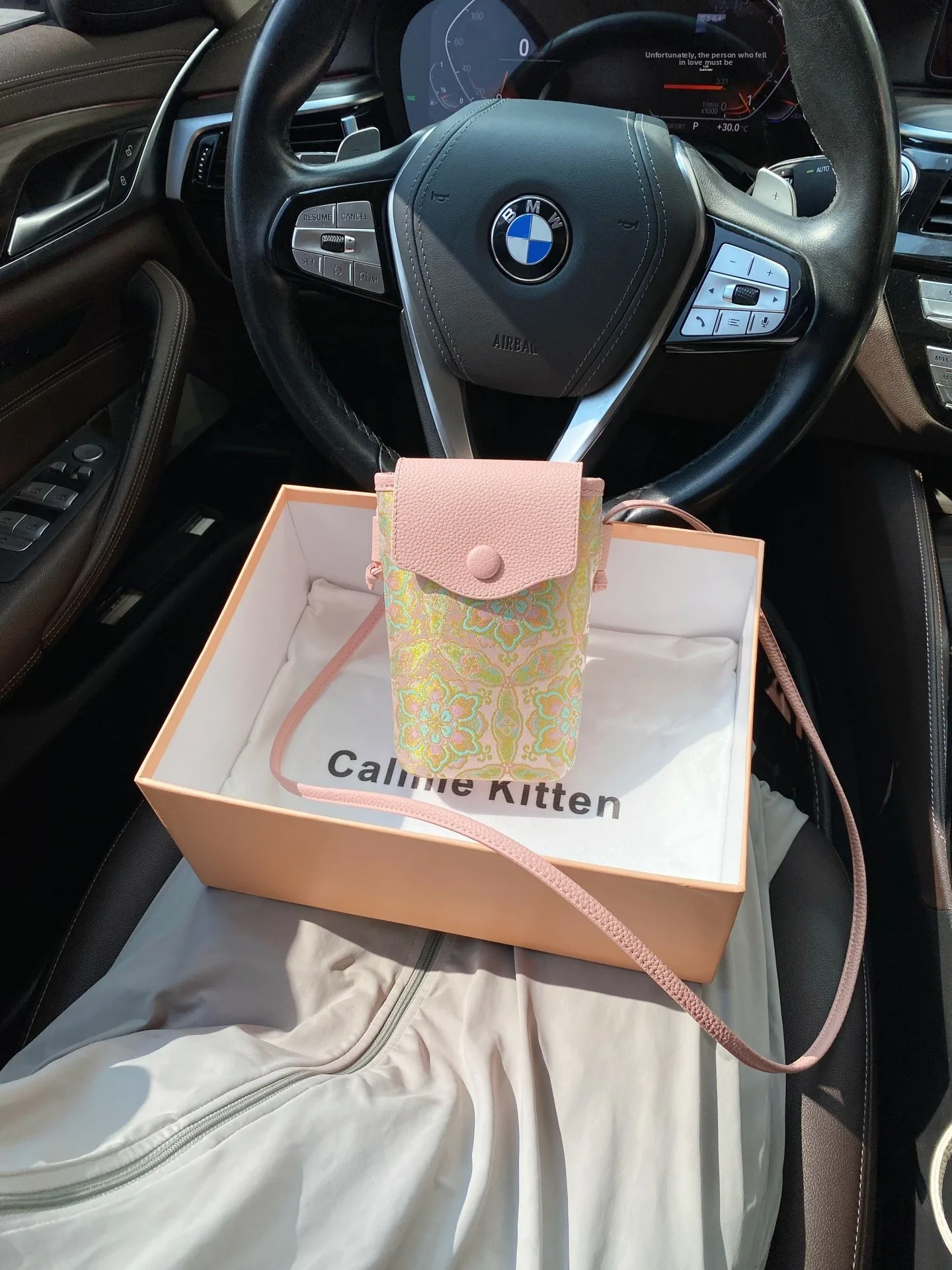 borsa-a-tracolla-per-telefono-in-vera-pelle-con-ricamo-tradizionale-in-seta-song-jin-stile-artistico-vintage-adatta-ai-giovani-non-impermeabile