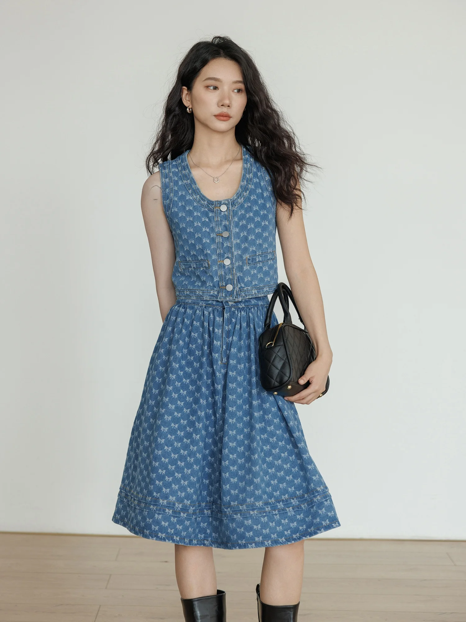 

Embroidered Denim Vest And Skirt Women's Set Casual Sle Waed Two-Piece Suit Vintage Faion Commute Trend Summer Col...