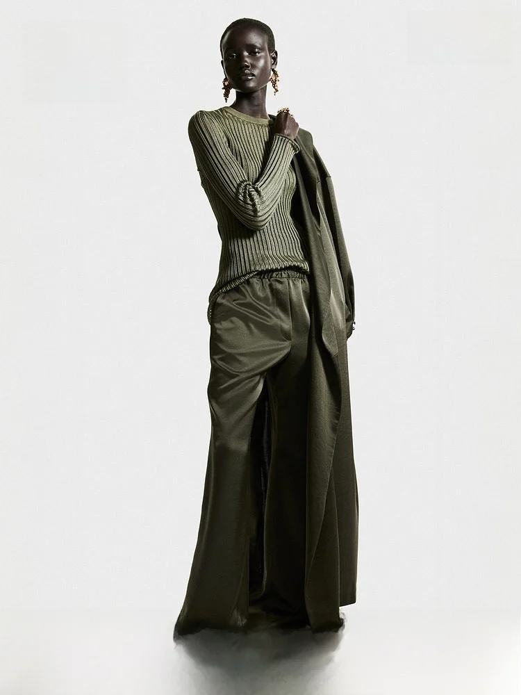 

H&M Women's Knitted Sweater Casual Sle See-tough Ribbed Knit Top Spring Collection 28276 Polyester Fiber Regular Fit