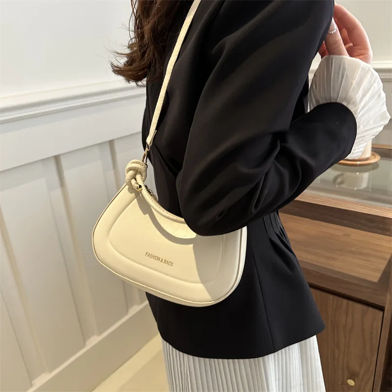 Niche Handbag Women's New Trendy One Shoulder Crossbody Versatile Ins Saddle Bag exquisite Simplicity Small and dainty