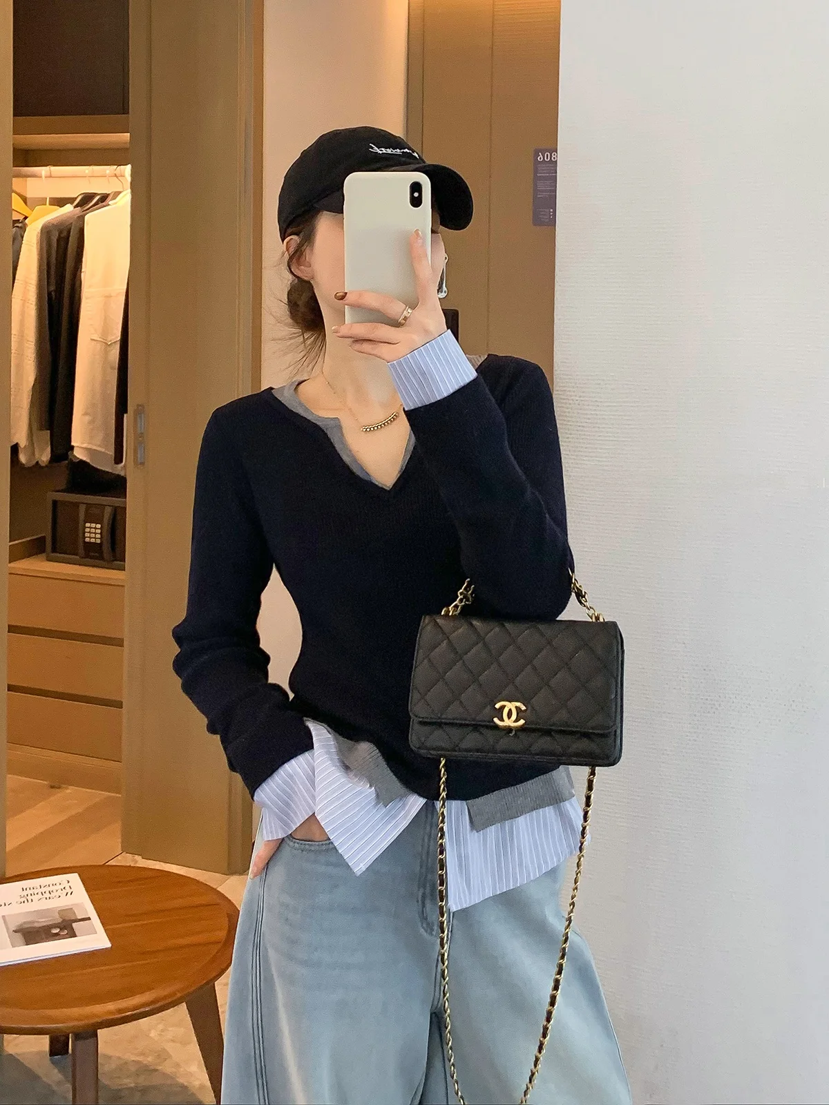 

Женский вязаный свитер Slim Fit с V-образным вырезом, имитация двухслойного платья, темно-синий, модель Love Devil Fi, новинка зимы, для повседневной носки