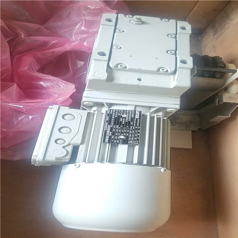 

(Negotiation) German Lenze gear motor EN60034/GSS06 -2M