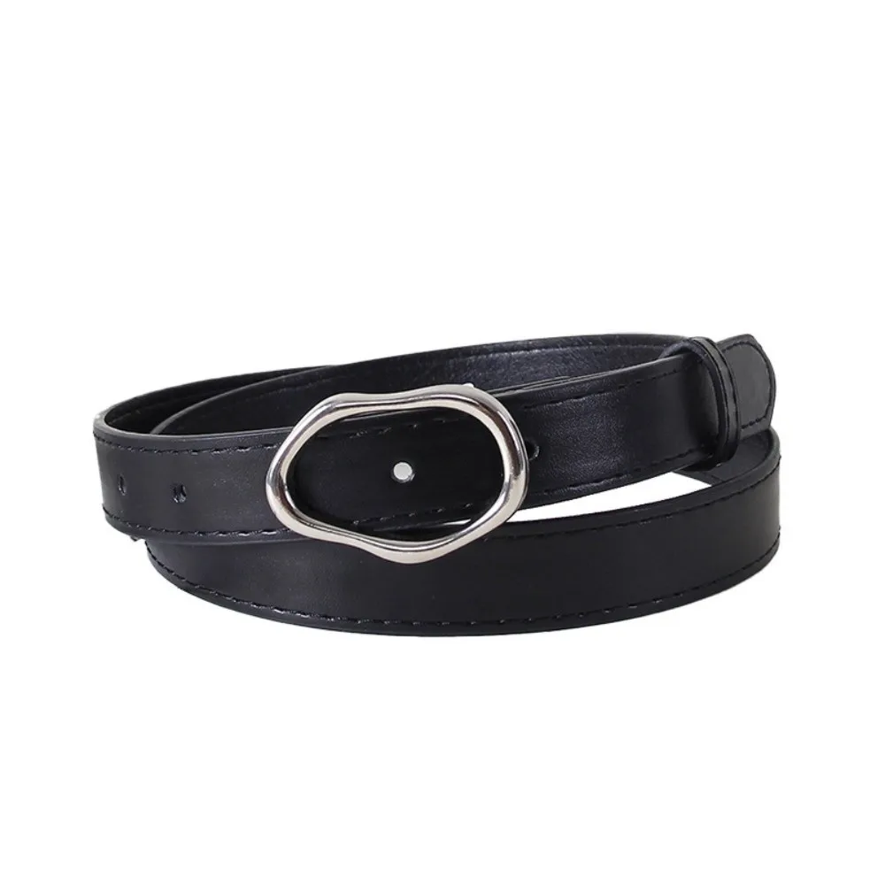 حزام خصر رفيع عالي الجودة بإبزيم غير منتظم من جلد البولي يوريثان حزام خصر غير رسمي للنساء