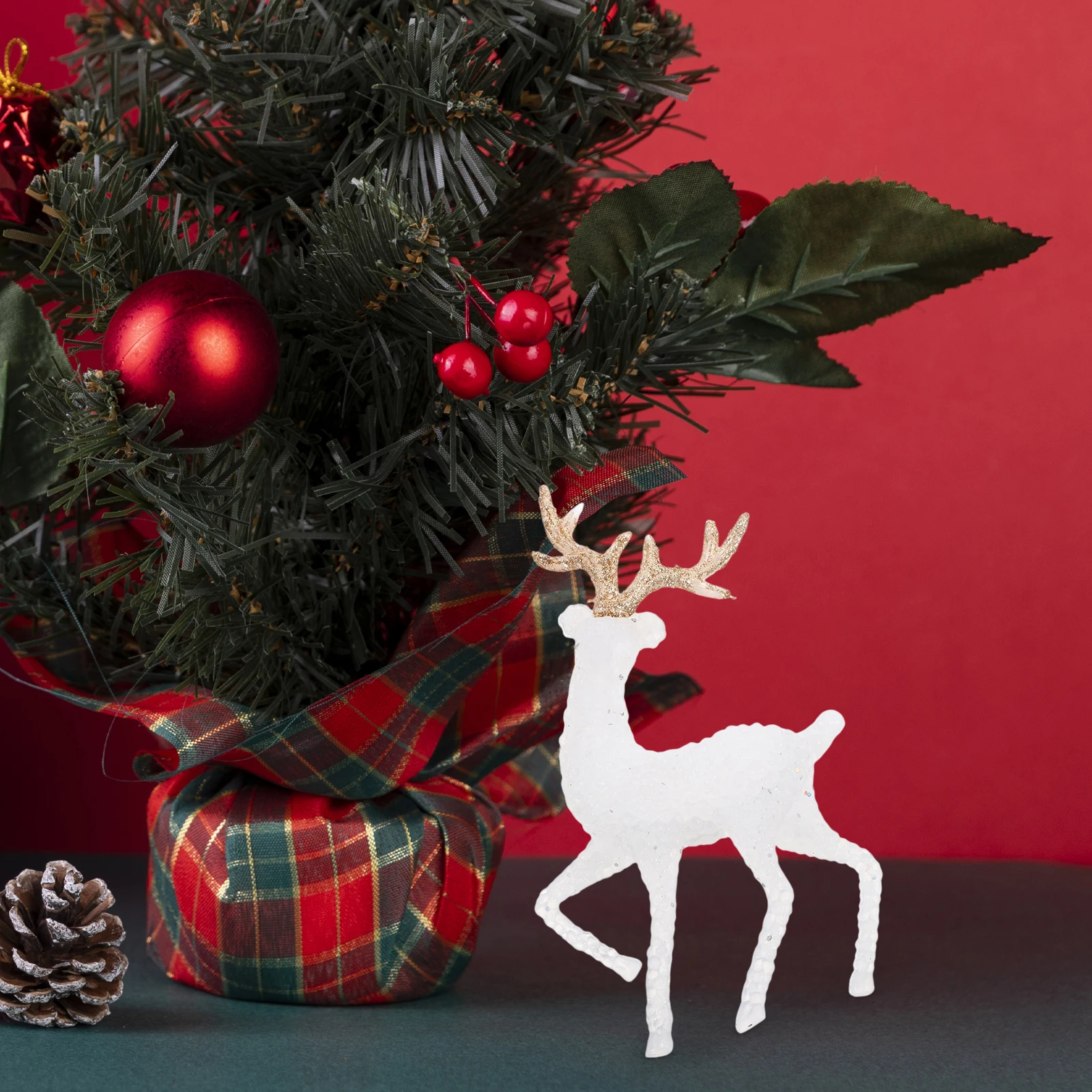 

6 Pcs Elk Decorative Ornaments Christmas Decorations for Table Statuette s Plastic Supply