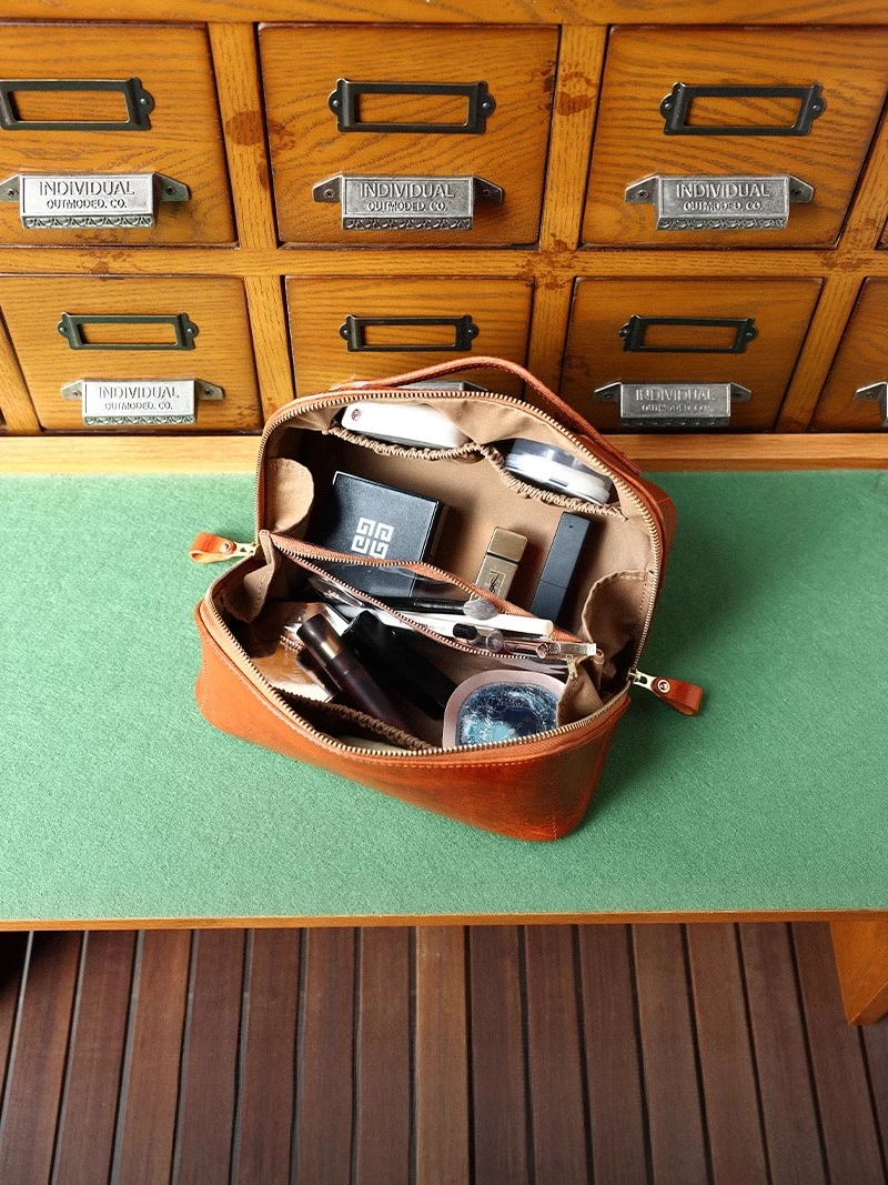 Handmade first-layer cowhide makeup bag portable handbag vintage leather handmade large-capacity wash bag for women