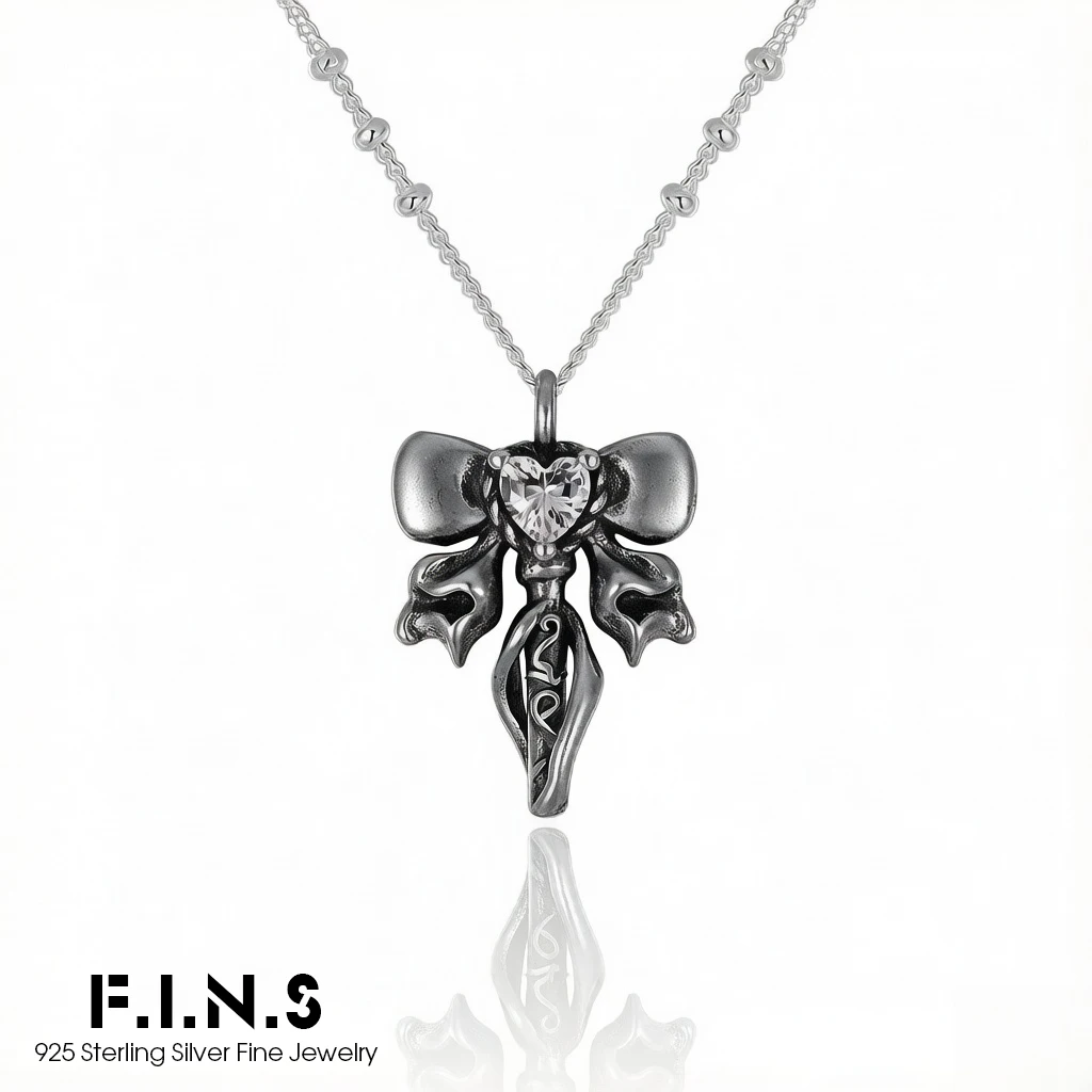 

F.I.N.S Original Vintage Style S925 Sterling Silver Bow-Shaped Key Necklace for Women Retro Old Heart-Shaped Zirconia Pendants