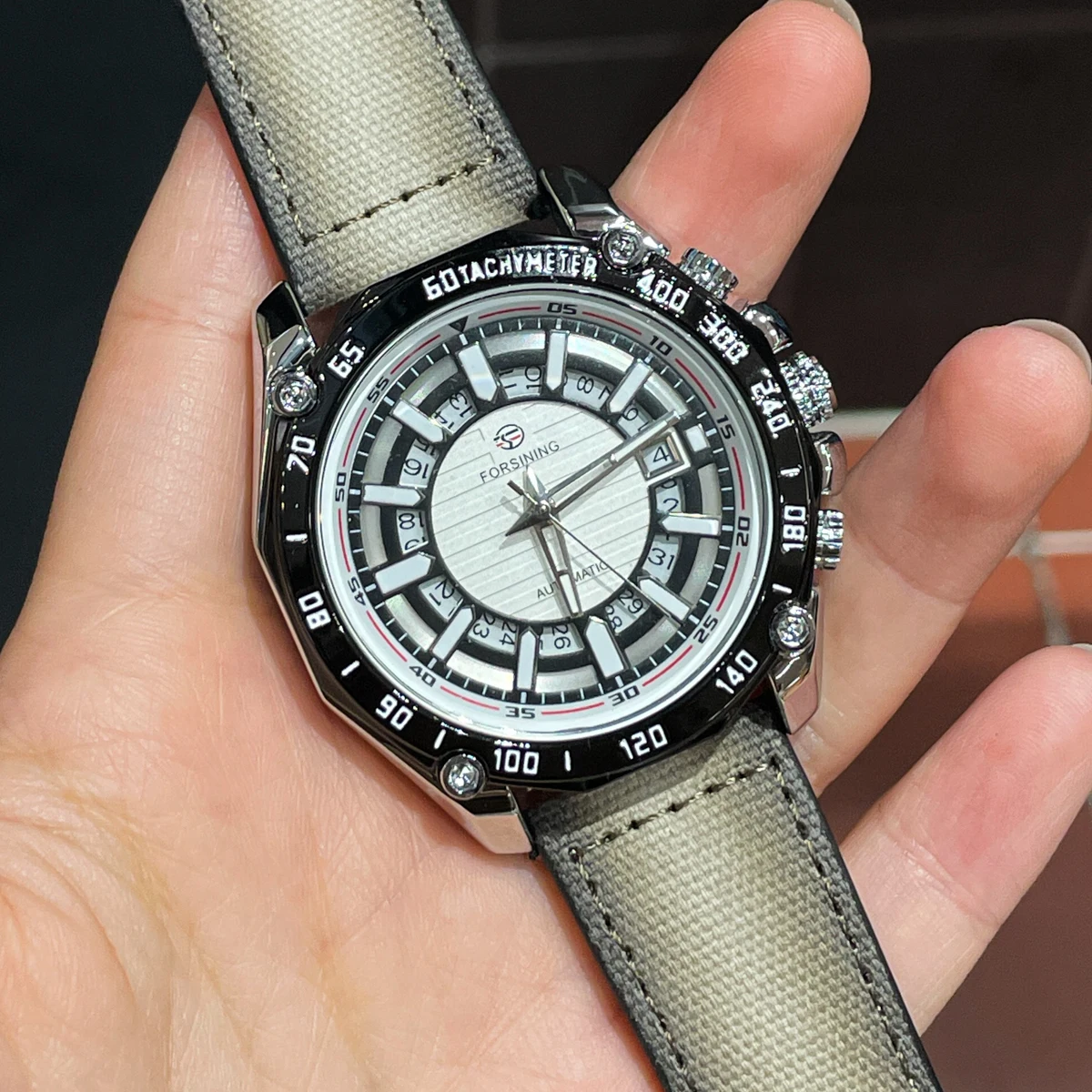 

CILOA sports watch men's brand authentic 2025 new round waterproof quartz watch trendy fashion men's waterproof men's watch