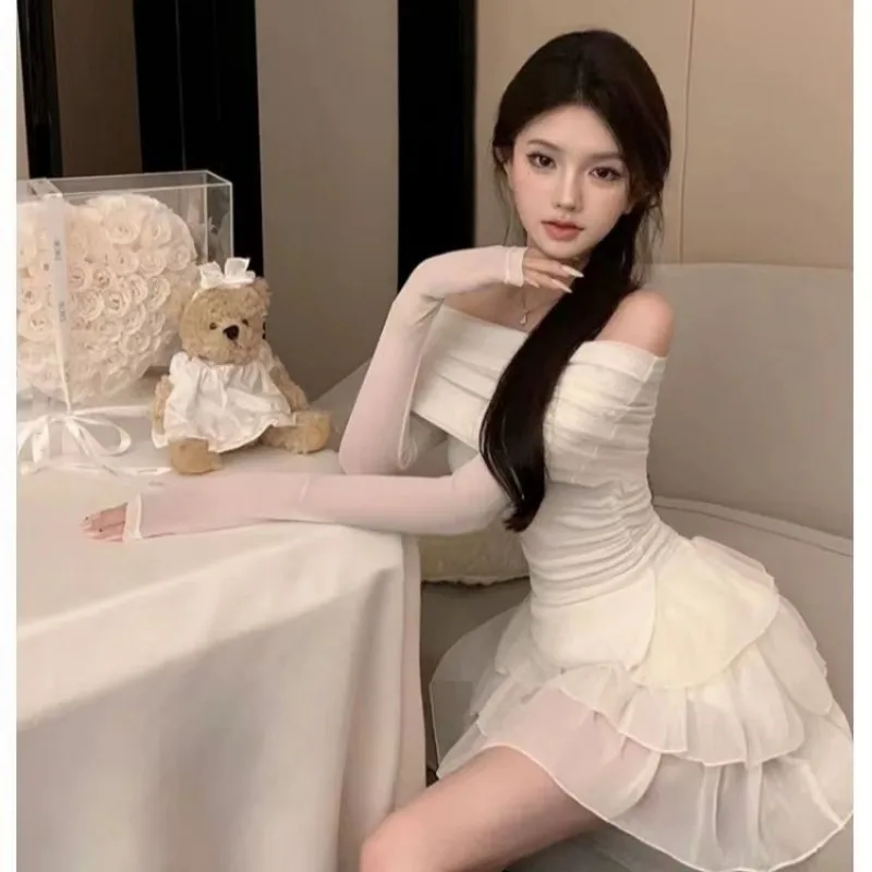 Sweet Sexy Off Shoulder Slim Fit Long Sleeve Tops Women+ Y2k High Waist Ruched Cake Skirts 20234 Summer New Two Piece Sets