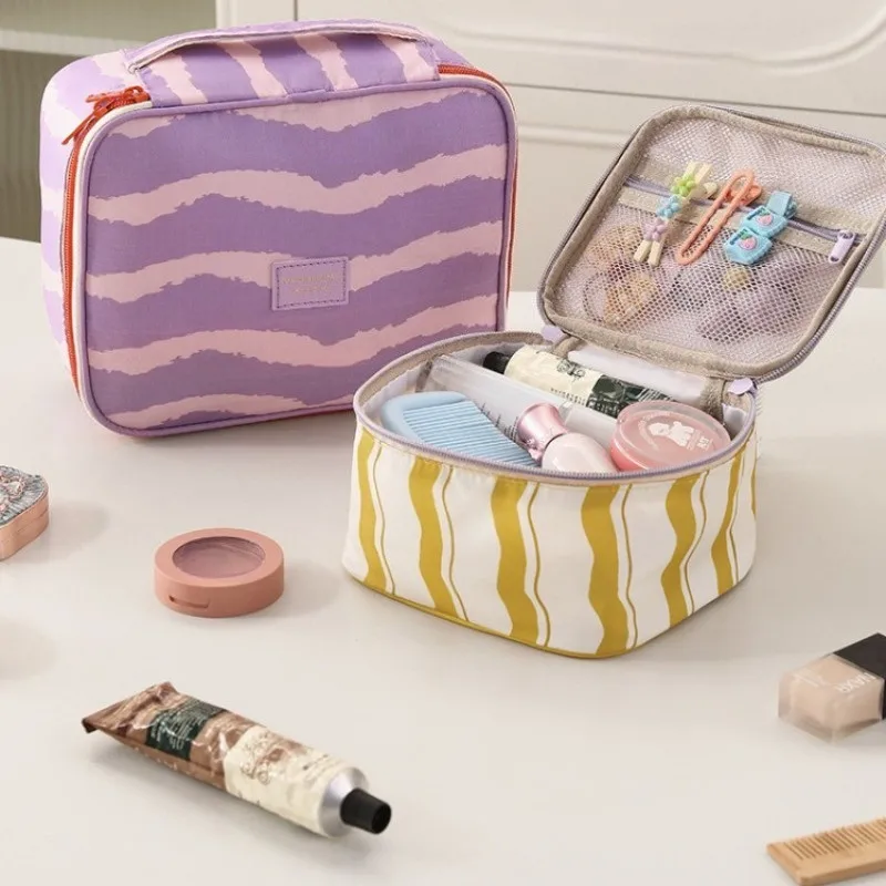 Large Capacity Handheld Portable Cosmetic Makeup Toiletry Bag Washable Storage Organizer Pouch