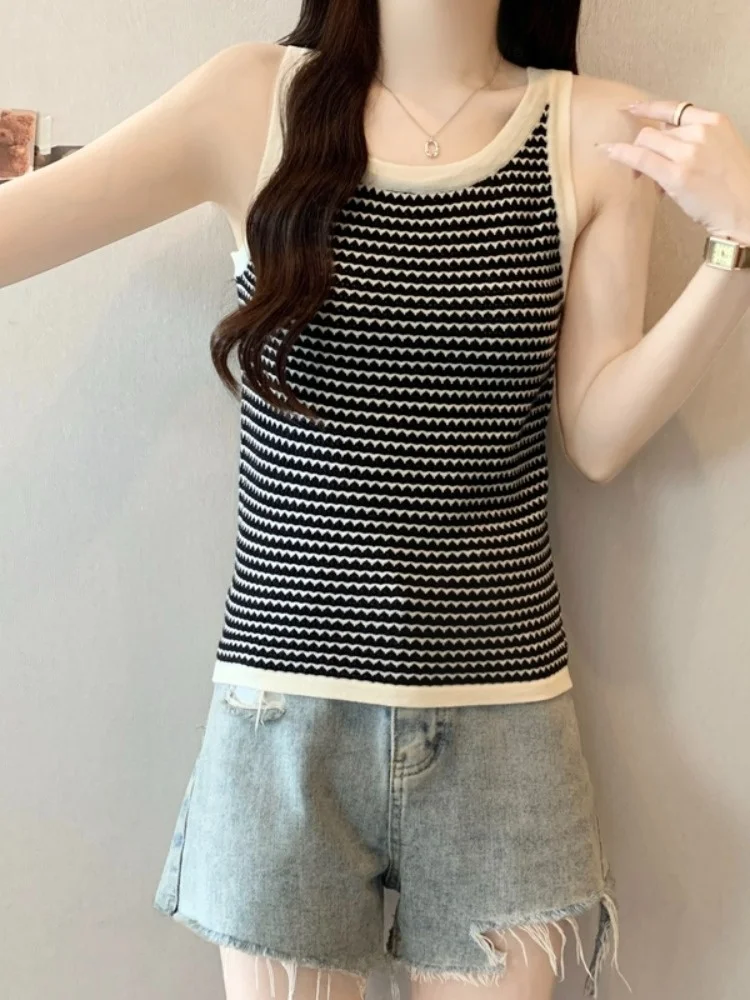 Gilet con cinturino lavorato a maglia a righe da donna Estate di grandi dimensioni Grasso MM Sensazione di fascia alta Strato base Abbigliamento interno Top Svel