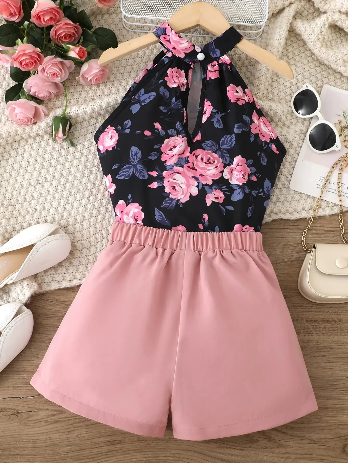 2pcs Toddler Girls Floral Halter Top & Button Detail Shorts Set Kids Summer Clothes