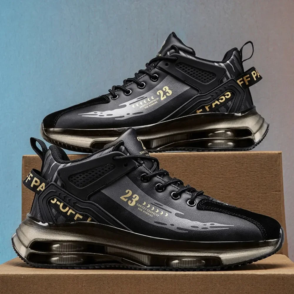 أحذية رياضية رجالي جديدة قابلة للتنفس متعددة الاستخدامات أحذية رياضية كاجوال مريحة وغير قابلة للانزلاق أحذية متينة للأنشطة الخارجية حذاء جري عالي الجودة