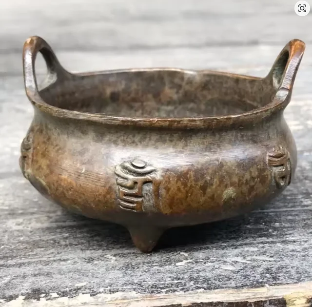 Old Chinese Da Ming Xuan De Marked Pure Copper Incense Burner Six Character Mantra Fengshui Copper Statues Home Decoration