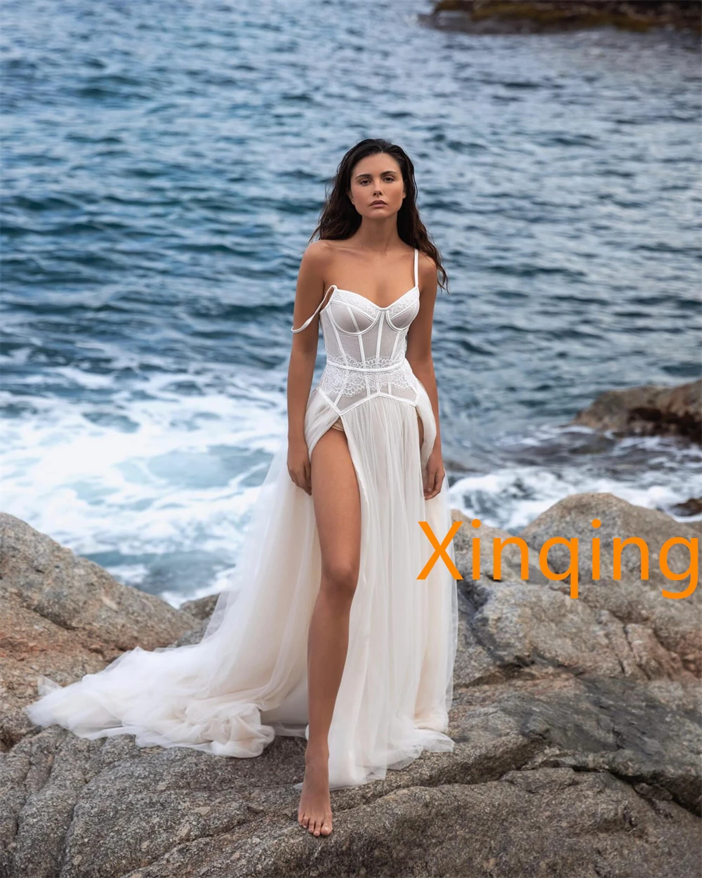 Abiti da sposa in tulle di lusso personalizzati Pastrol Abiti senza maniche senza spalline Abiti da sposa Temperamento Abito da occasione su misura