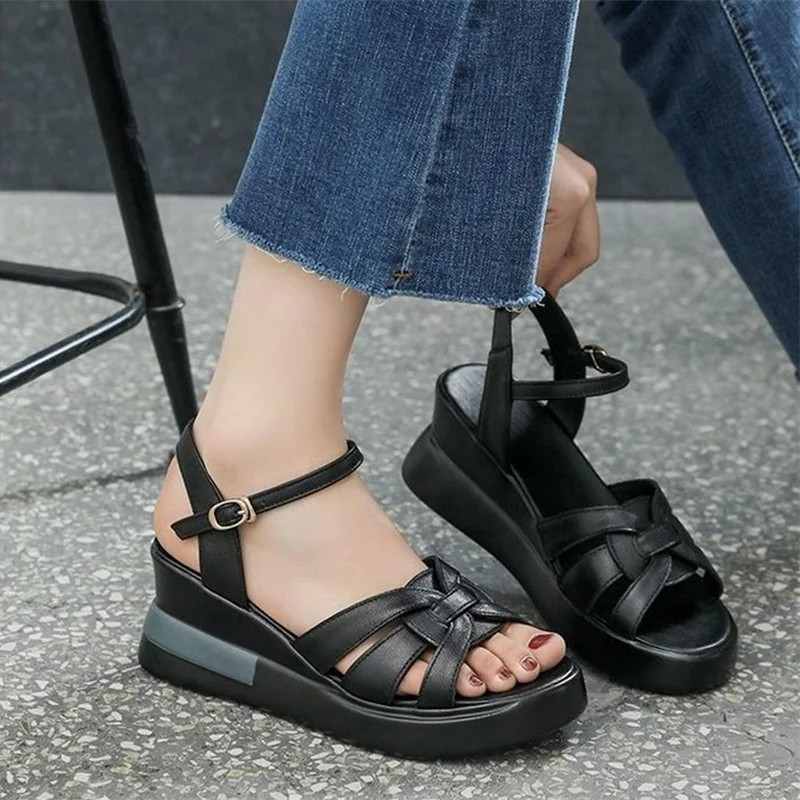 Dames platformsandalen Retro kunstleer vrijetijdsschoenen Comfortabele enkelbandje Dikke hak zomersandalen