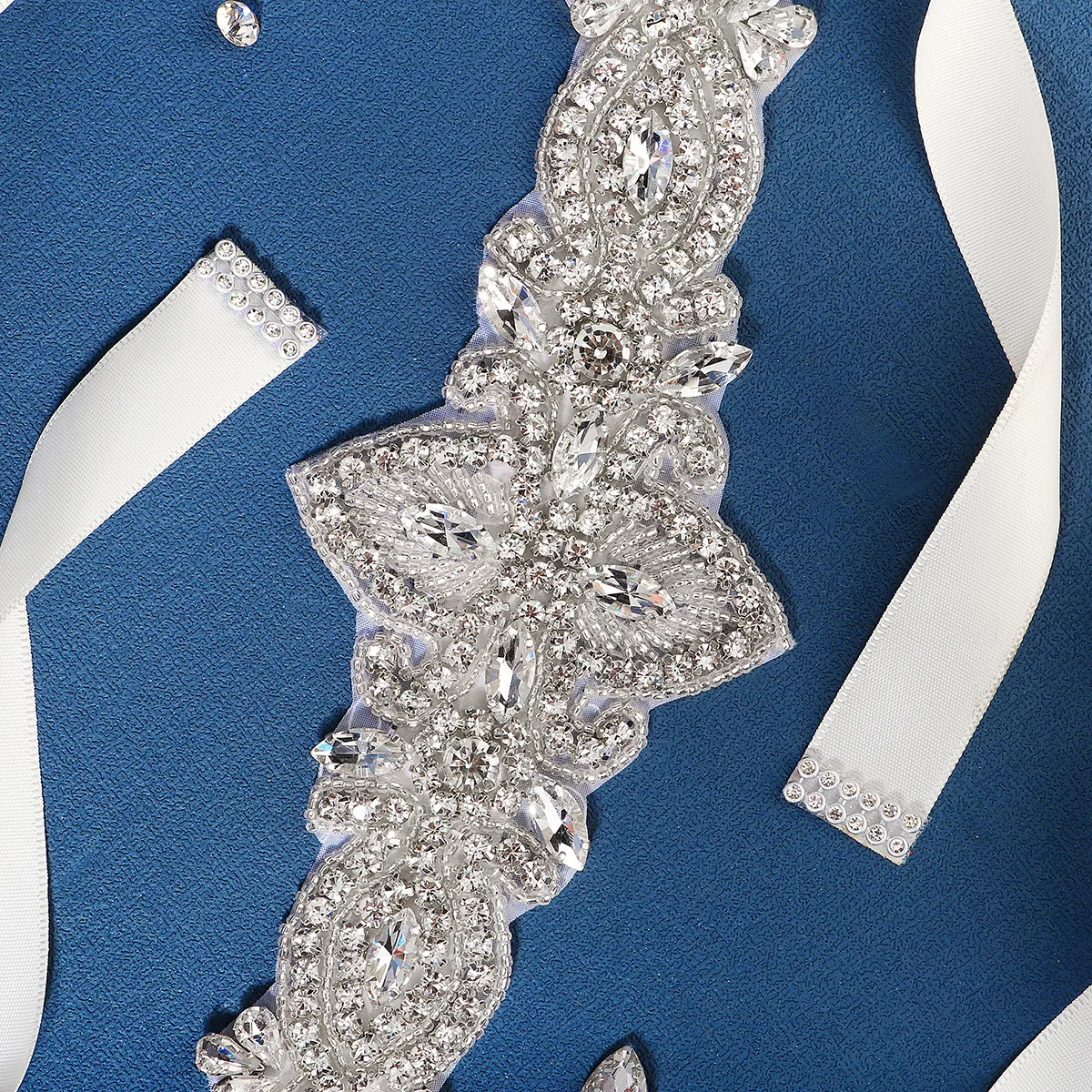 Neuer Trend Strass-Gürtel für Damen Luxuriöser Voll-Strass Glänzender Taillengürtel Braut Hochzeit Party Kleid Gürtelkette als Geschenk – Detail 12