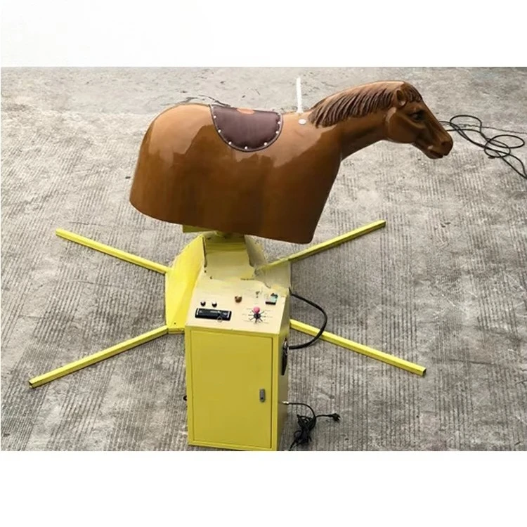 لعبة ركوب محاكي تنافسي الثور الثور الميكانيكي القابل للنفخ