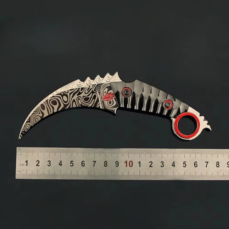 18 cm Arena Breakout Spiel Waffe Karambit Last Quarter Moon Claw Messer Metall ungeschnittenes Samurai Schwert Modell Zubehör Dekor Geschenk Spielzeug