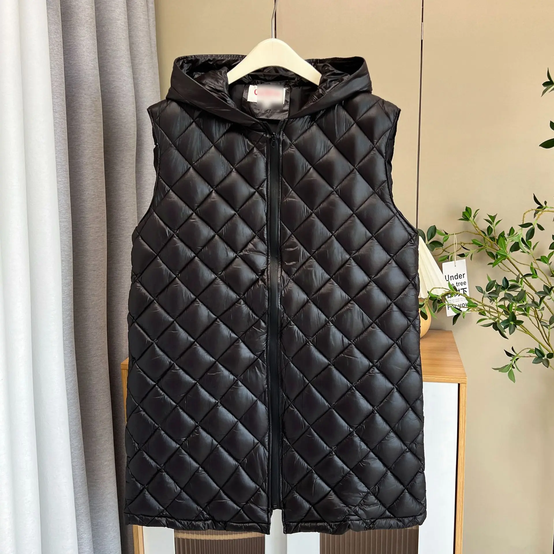XXXXXL موضة حجم كبير سترات نسائية 2025 خريف/شتاء جديد دافئ منتصف طول مقنعين سترة مبطنة بلا أكمام صدرية 6878